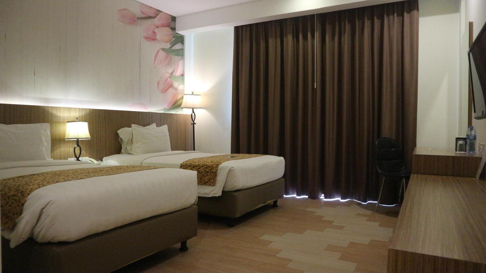 Golden Tulip Essential Belitung Hotell Tanjung Pandan Exteriör bild