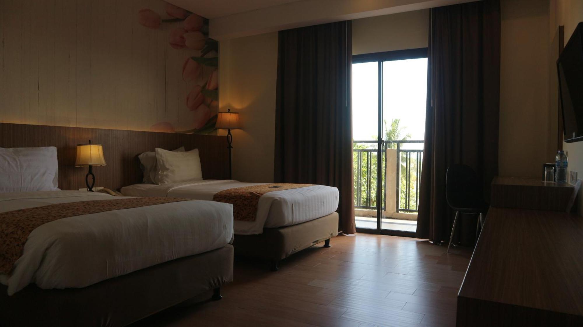 Golden Tulip Essential Belitung Hotell Tanjung Pandan Exteriör bild